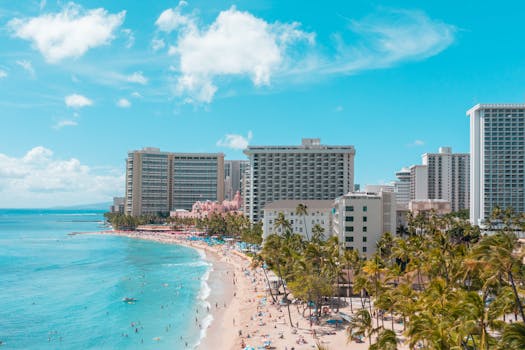 Hawaii Ocean Hotels With Fire Walls and Palm Ceilings
