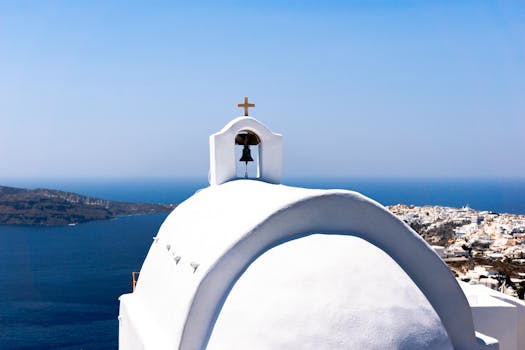 Santorini Dome Hotels With Infinity Floors and Sea Walls